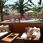 Joy Hotel 3*